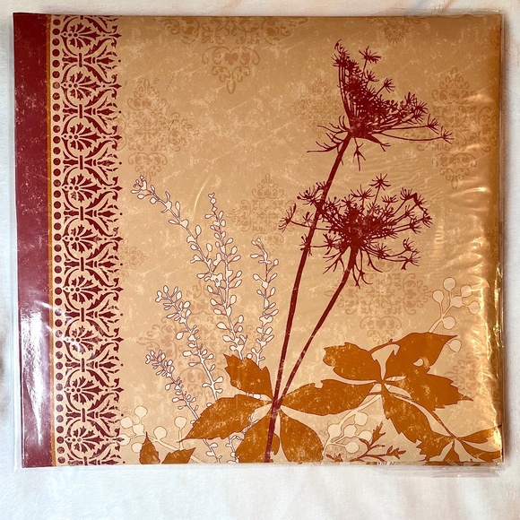 NWT Gold Scrapbook Size 12.5x13.2 by MCS MBI Bold Fashion Collection - Picture 1 of 4